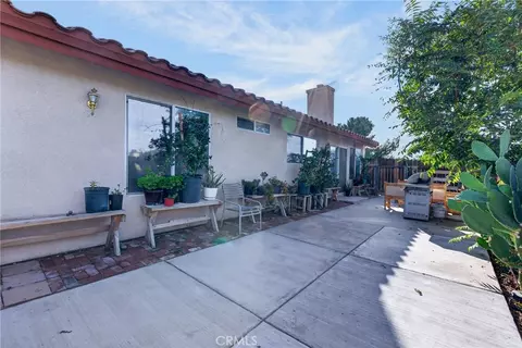 Exterior - 18004 Orange, Hesperia, CA 92345 photo 7 of 9