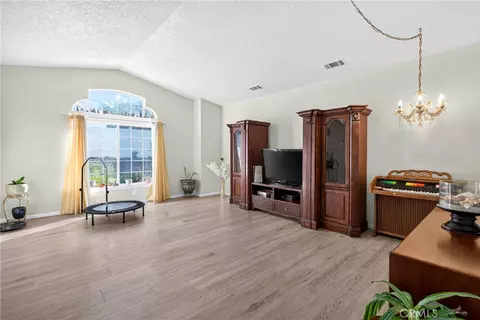 Living - 18004 Orange, Hesperia, CA 92345 photo 1 of 1