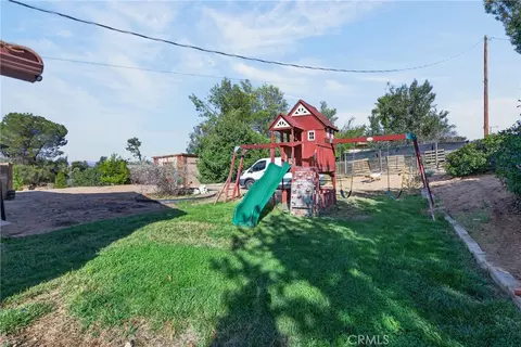 Exterior - 18004 Orange, Hesperia, CA 92345 photo 5 of 10