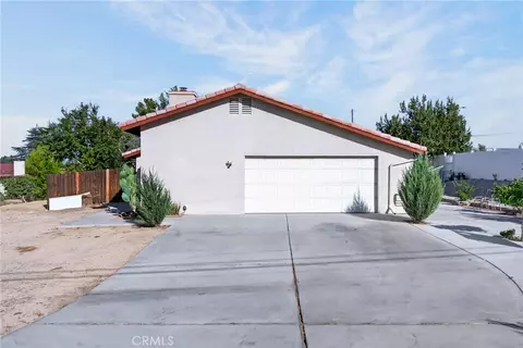 Exterior - 18004 Orange, Hesperia, CA 92345 photo 10 of 10