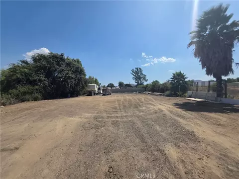 21321 Cajalco Rd, Perris, CA 92570 photo 3
