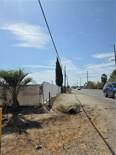 21321 Cajalco Rd, Perris, CA 92570 photo 6