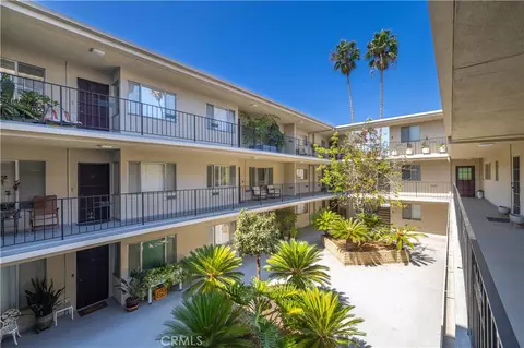 Exterior - 2772 E 2nd St #E2, Long Beach, CA 90803 photo 3 of 5