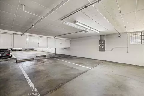 Exterior - 2772 E 2nd St #E2, Long Beach, CA 90803 photo 4 of 5