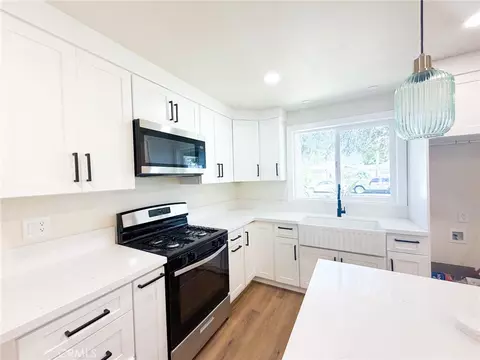 401 S Gilbert, Fullerton, CA 92833 photo 3