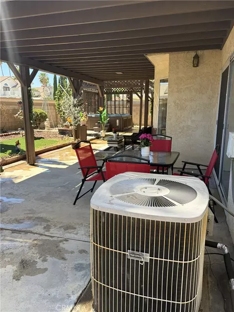 Exterior - 43502 11th E, Lancaster, CA 93535 photo 5 of 9
