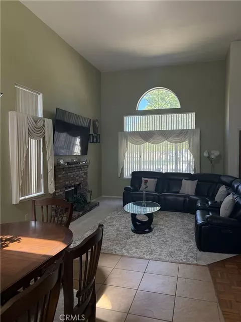 Living - 43502 11th E, Lancaster, CA 93535 photo 2 of 7