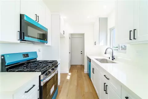 Kitchen - 20368 Bailly, Perris, CA 92570 photo 1 of 2