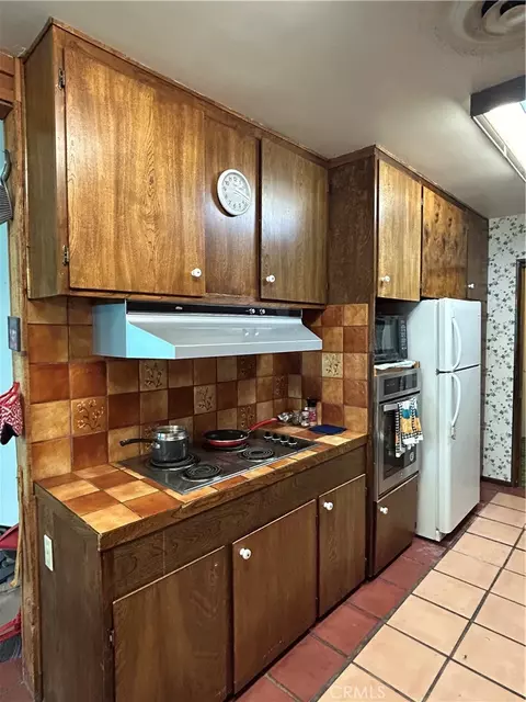 Kitchen - 555 California, Needles, CA 92363 photo 5 of 5