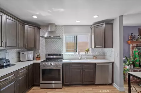 Kitchen - 24509 Ravenna, Carson, CA 90745 photo 3 of 3