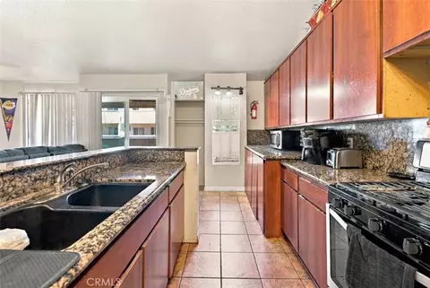 Kitchen - 7221 Petrol St #22, Paramount, CA 90723 photo 5 of 6