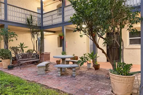 Exterior - 800 Pacific Ave #407, Long Beach, CA 90813 photo 2 of 3