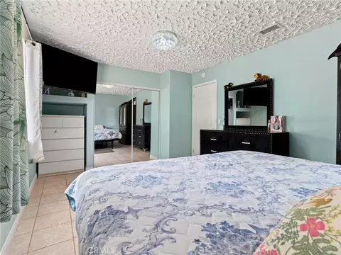 Bedroom - 14804 Orange, Hesperia, CA 92345 photo 2 of 5