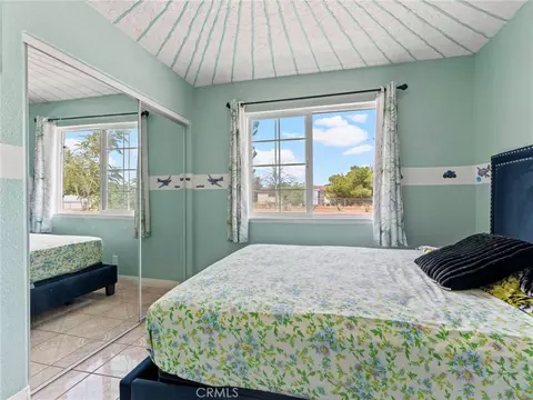 Bedroom - 14804 Orange, Hesperia, CA 92345 photo 4 of 5