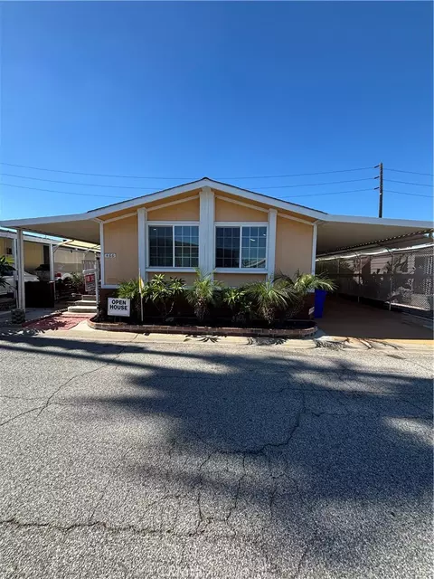 2601 E Victoria St #466, Rancho Dominguez, CA 90220