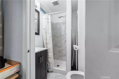 Bath - 13344 Grant, Downey, CA 90242 photo 2 of 2