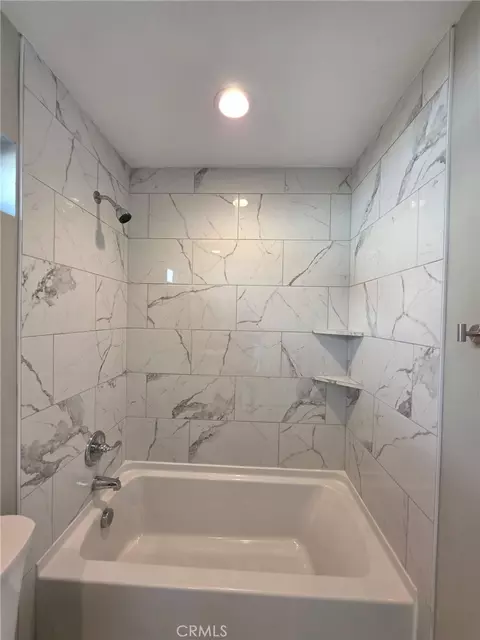 Bath - 419 W Devonshire Ave, Hemet, CA 92543 photo 2 of 4