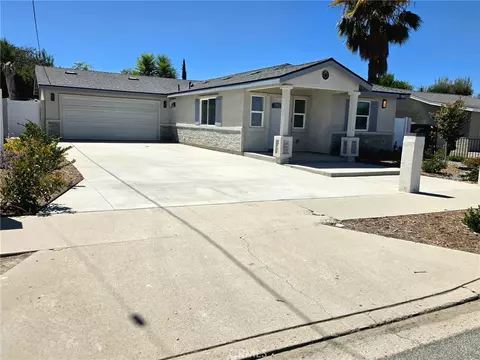 Exterior - 419 W Devonshire Ave, Hemet, CA 92543 photo 1 of 10