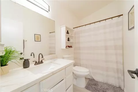 Bath - 9203 Owari, Riverside, CA 92508 photo 5 of 7