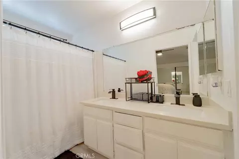 Bath - 9203 Owari, Riverside, CA 92508 photo 3 of 7