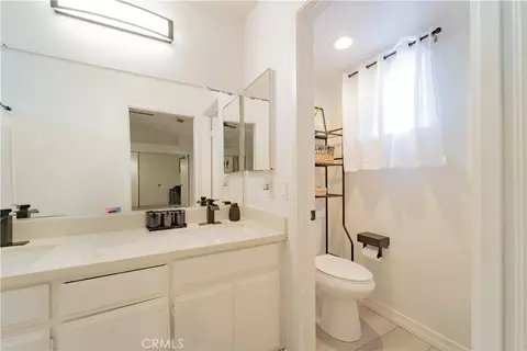 Bath - 9203 Owari, Riverside, CA 92508 photo 4 of 7
