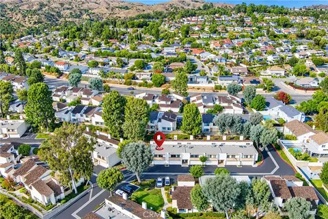 View/Area - 343 Prairie Ct, Brea, CA 92821 photo 2 of 7
