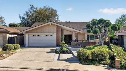 Exterior - 2224 Mountain Rdg, Fullerton, CA 92831 photo 4 of 16