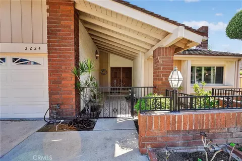 Exterior - 2224 Mountain Rdg, Fullerton, CA 92831 photo 6 of 16