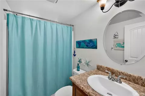Bath - 27307 Cloudrest, Hemet, CA 92544 photo 1 of 2