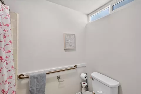 Bath - 27307 Cloudrest, Hemet, CA 92544 photo 2 of 2
