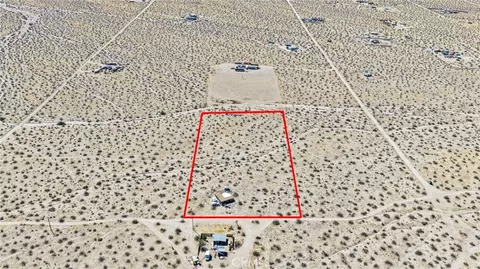 View/Area - 4225 Cathys Ln, Landers, CA 92285 photo 7 of 9