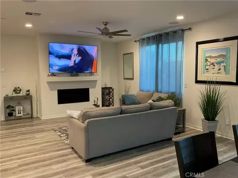 Living - 34488 Lapis Ct, Murrieta, CA 92563 photo 2 of 2