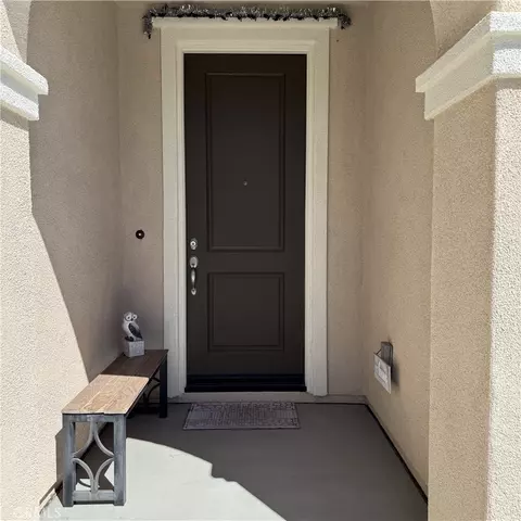 Entry Way - 34488 Lapis Ct, Murrieta, CA 92563 photo 1 of 2
