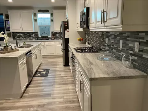 Kitchen - 34488 Lapis Ct, Murrieta, CA 92563 photo 3 of 3