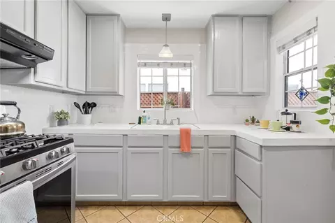 Kitchen - 107 Bennett, Long Beach, CA 90803 photo 4 of 7