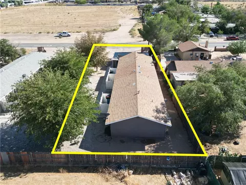 11336 Chamberlaine, Adelanto, CA 92301