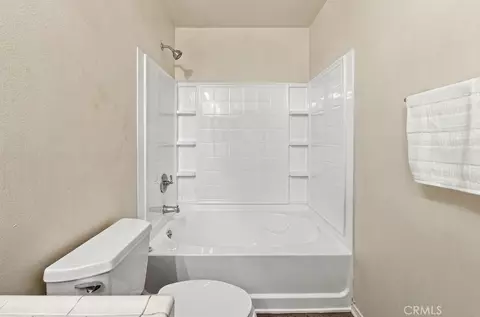 Bath - 8317 Alameda St, Downey, CA 90242 photo 3 of 6