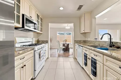 Kitchen - 8317 Alameda St, Downey, CA 90242 photo 3 of 4
