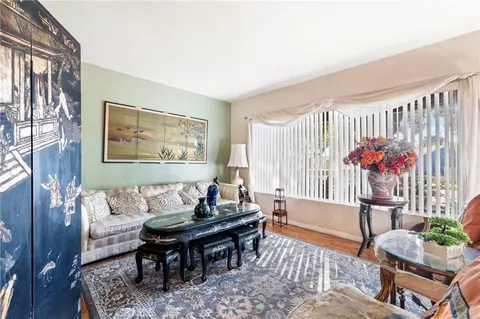 Living - 13944 Brightwell Ave, Paramount, CA 90723 photo 3 of 4