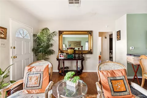Entry Way - 13944 Brightwell Ave, Paramount, CA 90723 photo 1 of 2