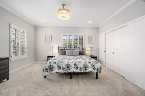 Bedroom - 6020 Ocean Blvd, Long Beach, CA 90803 photo 2 of 5