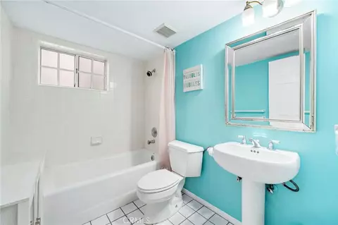 Bath - 6020 Ocean Blvd, Long Beach, CA 90803 photo 1 of 6