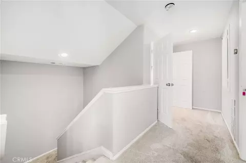 Entry Way - 6020 Ocean Blvd, Long Beach, CA 90803 photo 8 of 8