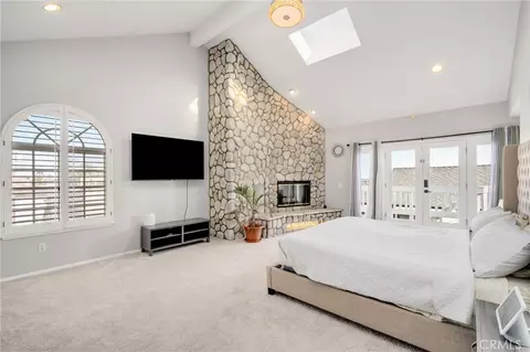 Other - 6020 Ocean Blvd, Long Beach, CA 90803 photo 10 of 15