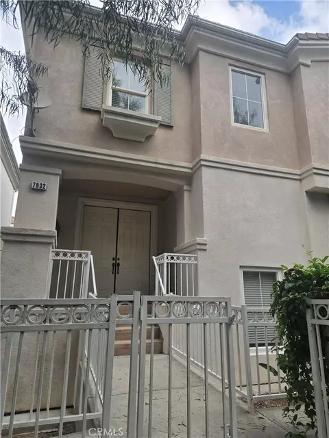 7832 Daisy Cir, Huntington Beach, CA 92648
