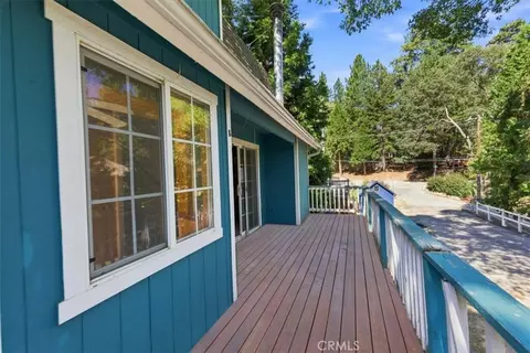 Exterior - 107 Pine Rdg, Crestline, CA 92325 photo 5 of 9