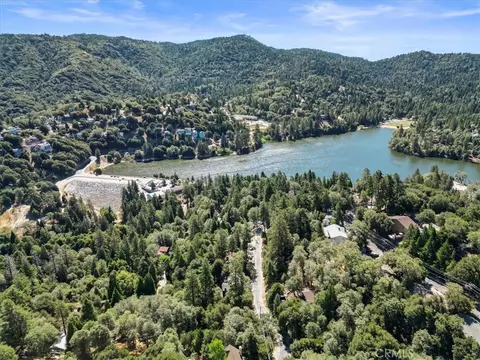 View/Area - 107 Pine Rdg, Crestline, CA 92325 photo 4 of 4
