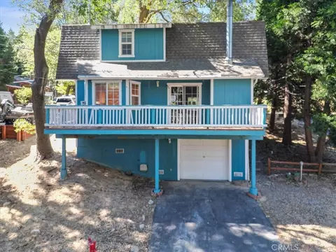 Exterior - 107 Pine Rdg, Crestline, CA 92325 photo 6 of 9