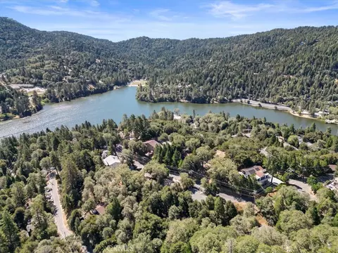 View/Area - 107 Pine Rdg, Crestline, CA 92325 photo 3 of 4