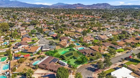 View/Area - 9081 Tangelo Ave, Fontana, CA 92335 photo 5 of 5